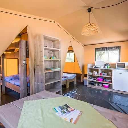 Camping Rcn Port L'epine 4*
